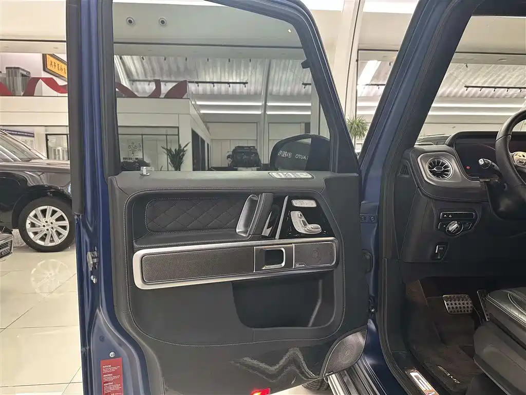 Mercedes-Benz G-Class 2024 G 500 фото 7
