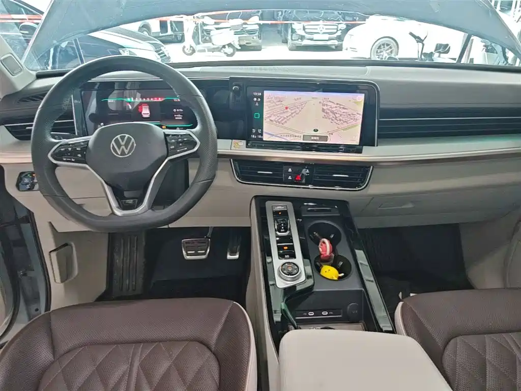 Volkswagen Talagon 2023 380TSI 4WD R-Line Celebration Edition фото 3