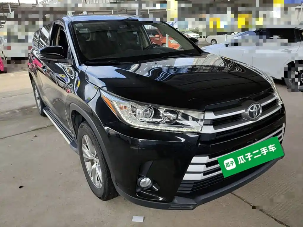 Photo 4 - Toyota Highlander