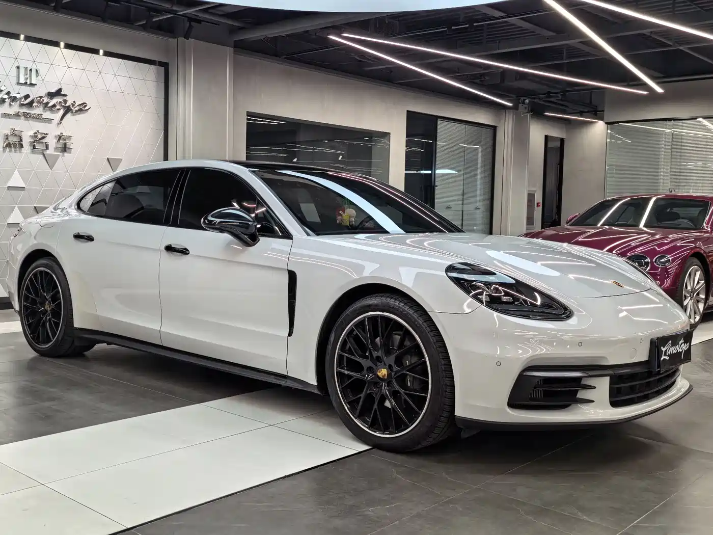Porsche Panamera 2019 Panamera 4 Executive Long Wheelbase 2.9T
