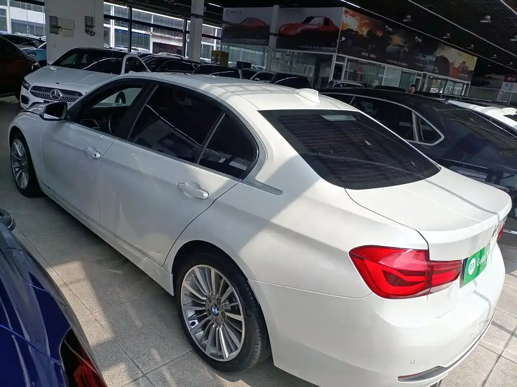 BMW 3 Series 2019 320Li Fashion Type фото 24