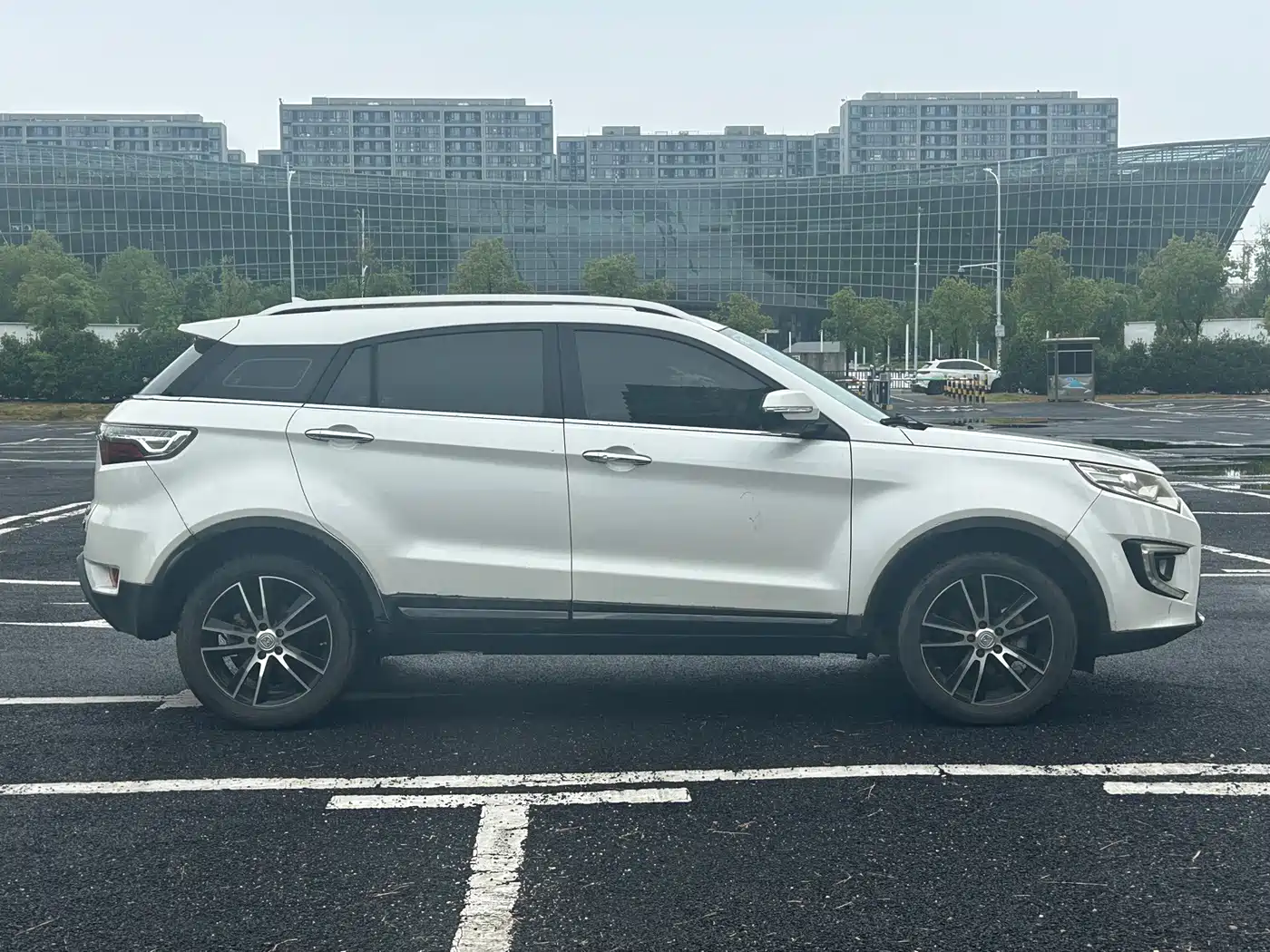 Jiangling Yusheng S330 2017 2016 1.5L GTDi Automatic 2WD Premium Edition