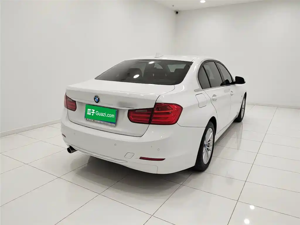 BMW 3 Series 2014 320Li Fashion фото 7