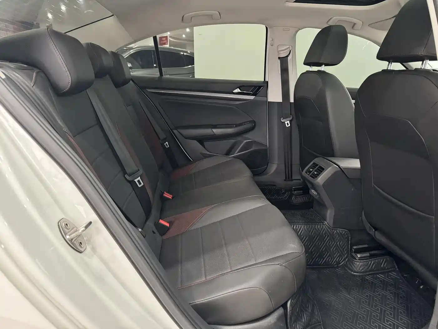 Volkswagen Bora 2021 1.5L Automatic Elite Smart Edition фото 8