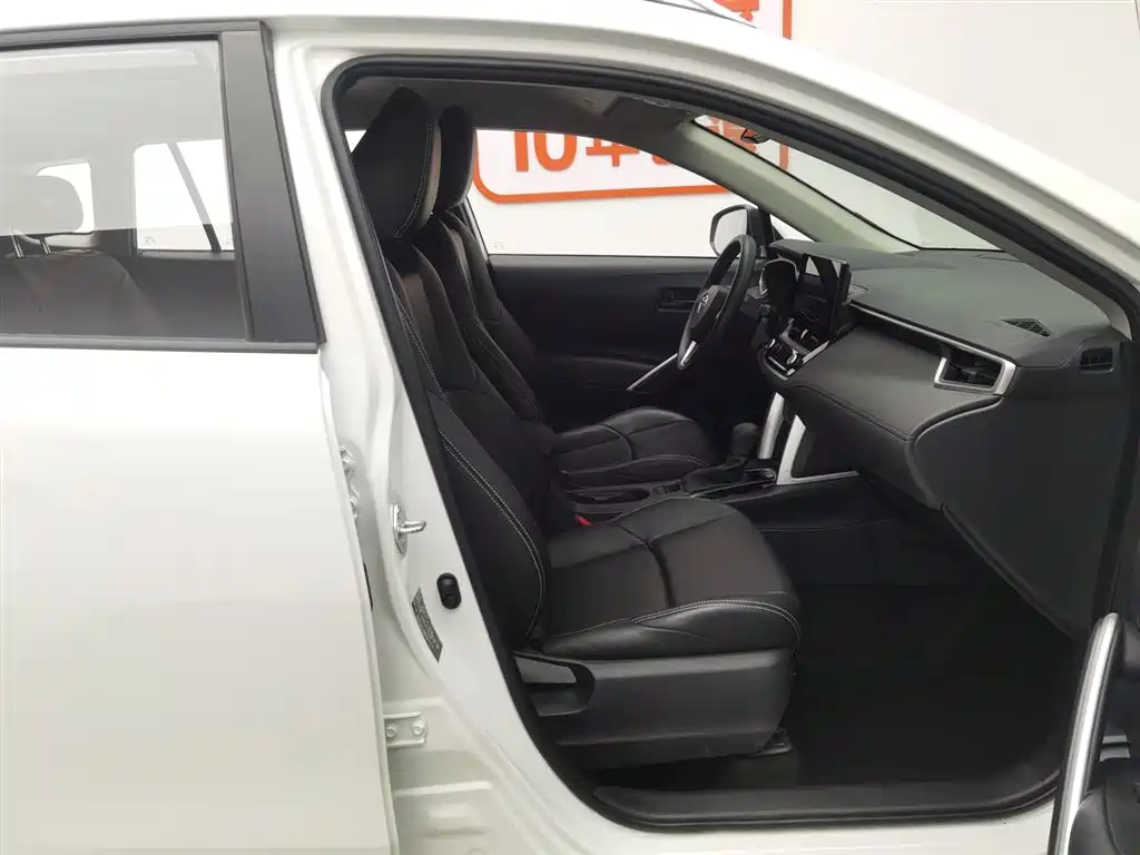 Toyota Frontlander 2024 2.0L CVT Elite Edition фото 23