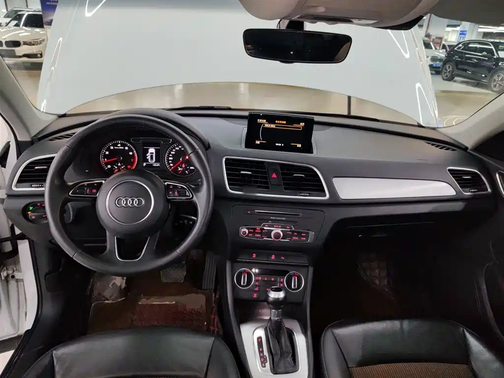 Audi Q3 2018 30th Anniversary Edition 35 TFSI Fashion фото 10