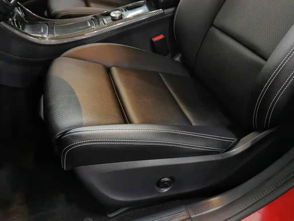 Mercedes-Benz GLA 2018 GLA 200 Dynamic фото 20