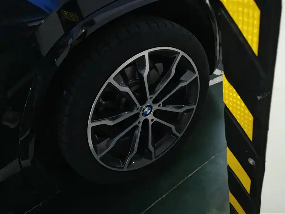 BMW X3 2023 Facelift xDrive30i Leading M Night Package фото 6