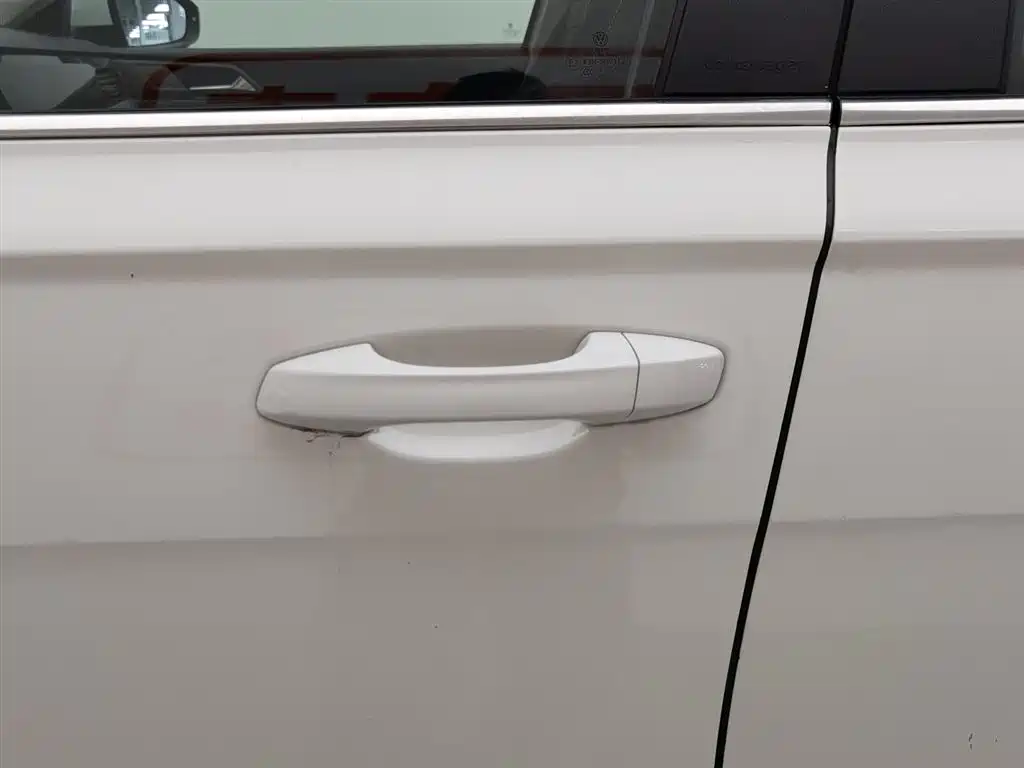 Volkswagen Lavida 2021 1.5L Manual Comfort Edition фото 18
