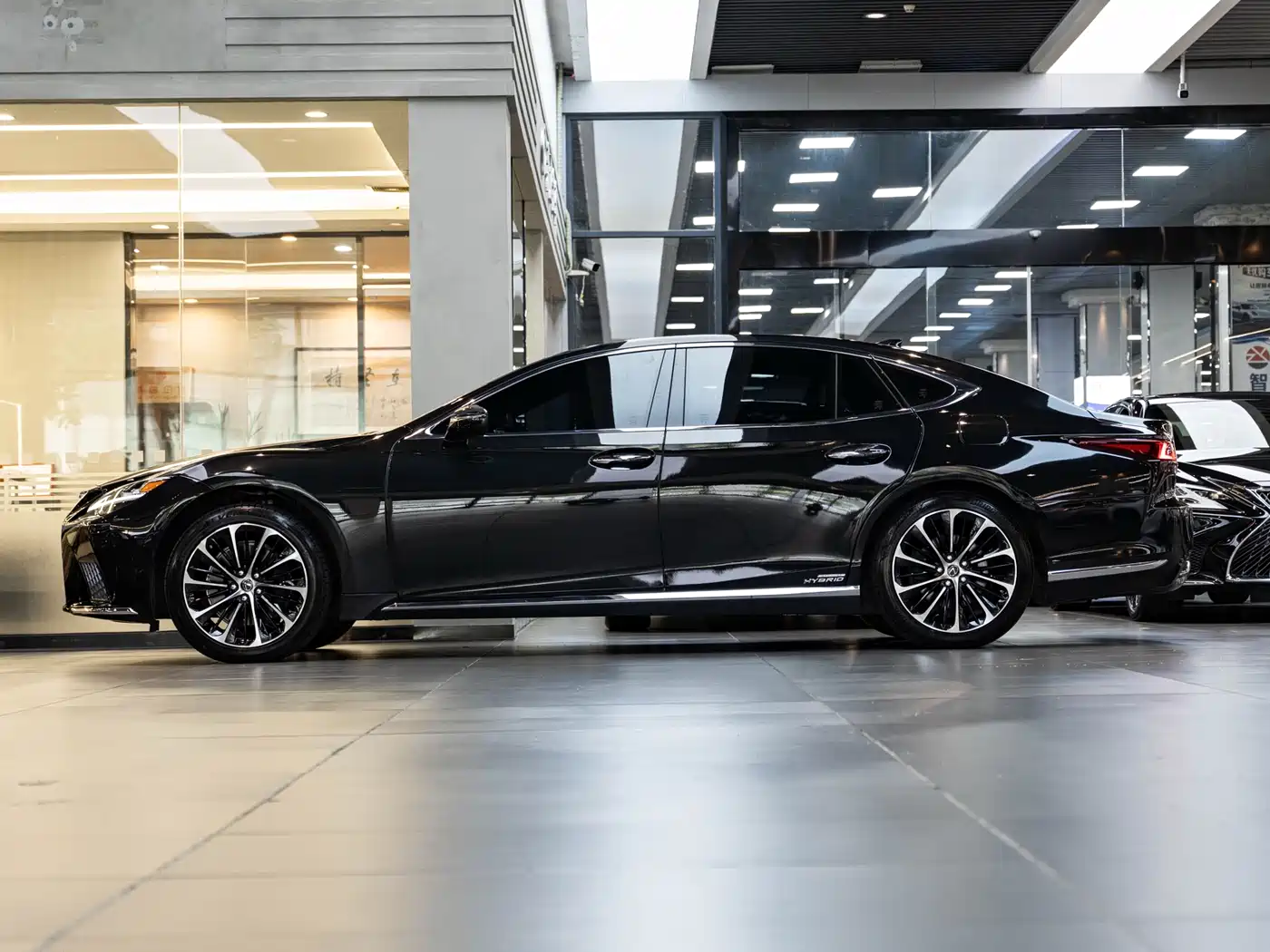  Lexus Lexus LS 2021 500h Executive Edition 4