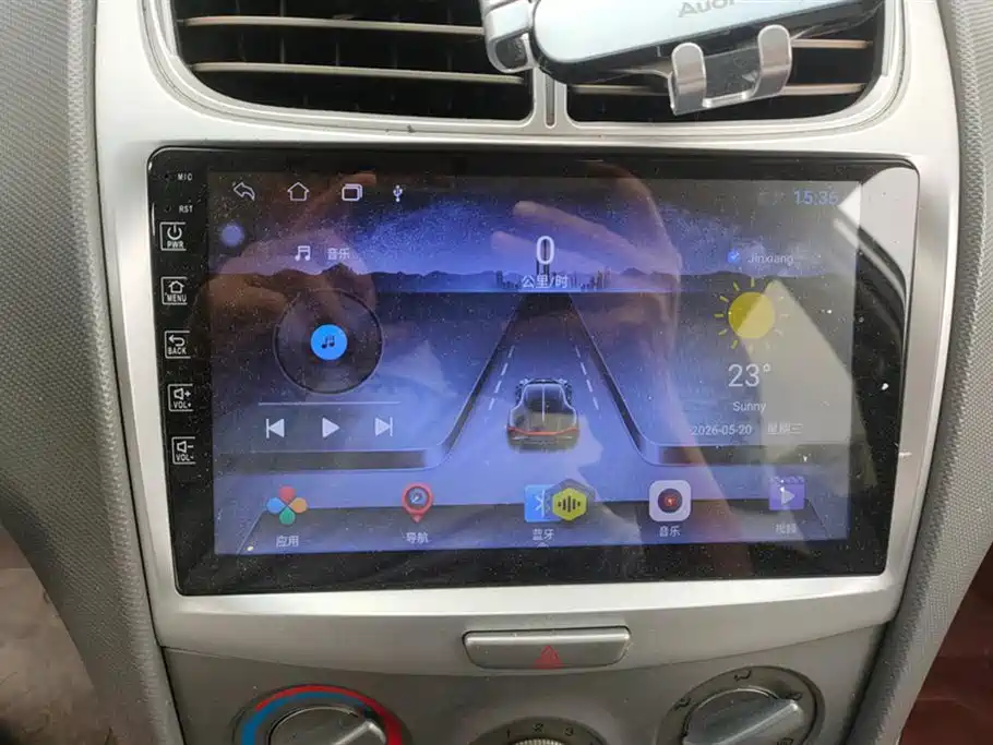 Chevrolet Sail 2011 Sedan 1.4L Manual Happiness Edition фото 13