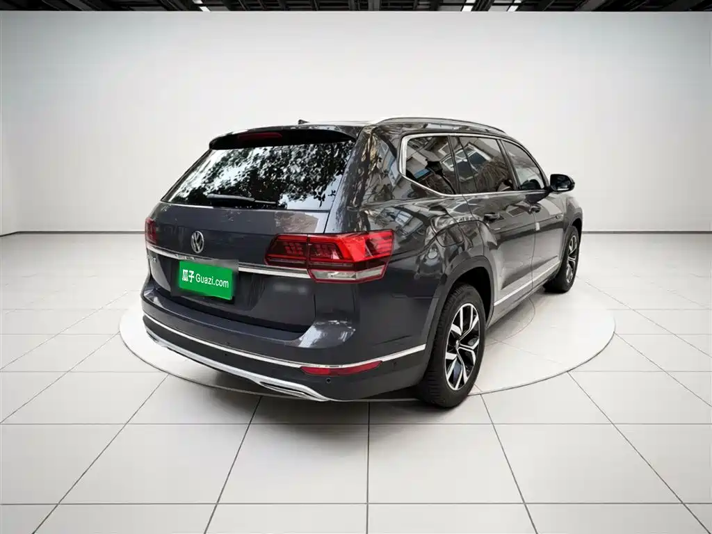 VOLKSWAGEN TOURANG