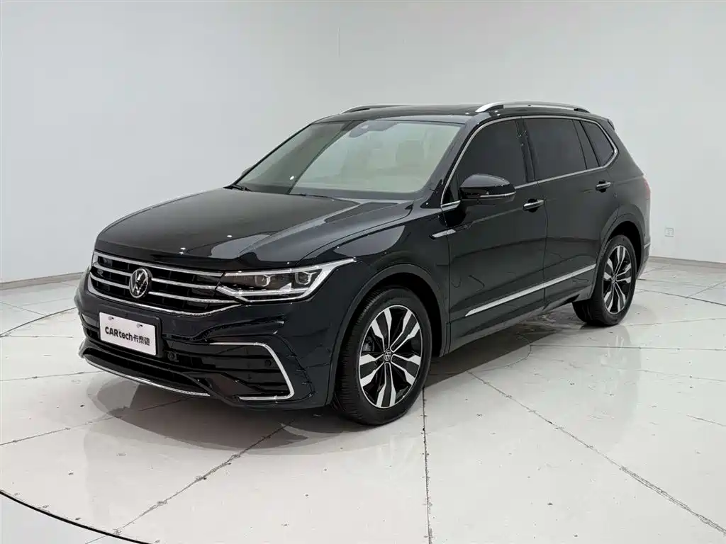 Volkswagen Tiguan L 2024 330TSI Automatic 2WD R-Line Premium Enjoyment Edition фото 5