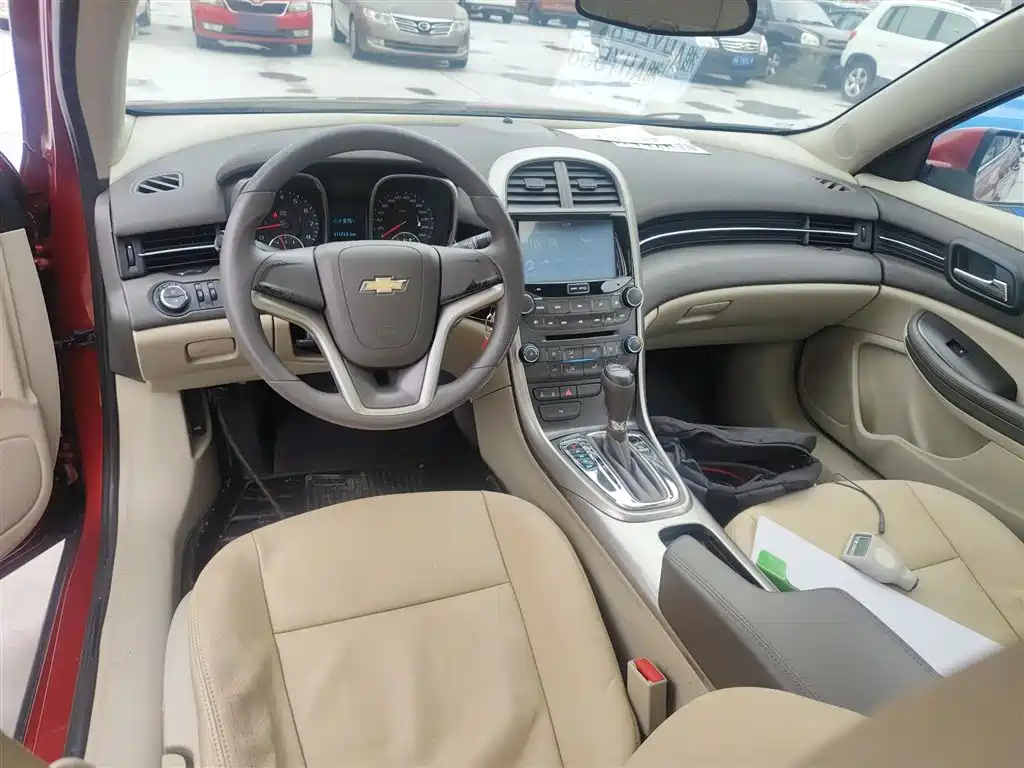 Chevrolet Malibu 2014 2.0L Automatic Comfort фото 10