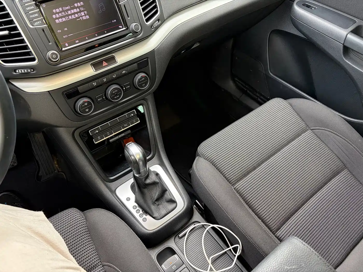 Volkswagen Sharan 2018 2018 380TSI Comfort 7-Seater