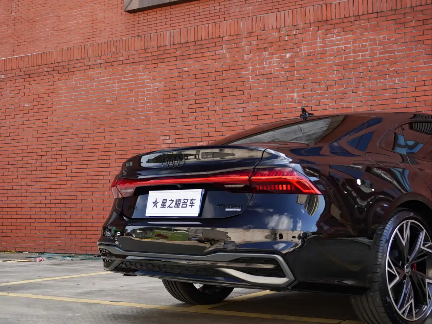 Audi A7L 2025 2024 45 TFSI quattro Black Warrior Edition