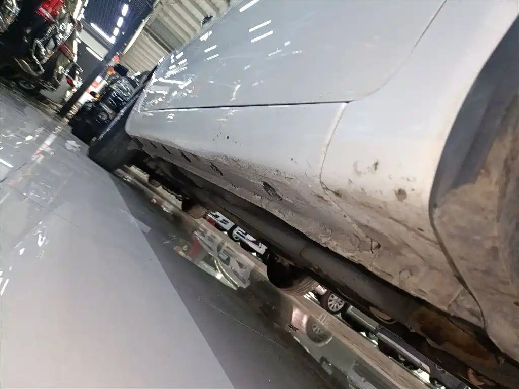 Kia K2 2012 Sedan 1.4L AT GLS Commemorative Edition фото 21
