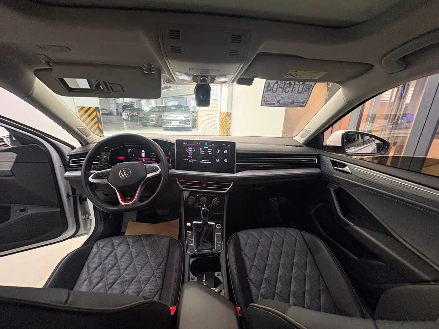 Volkswagen Sagitar 2022 280TSI DSG Surpassing Edition фото 5