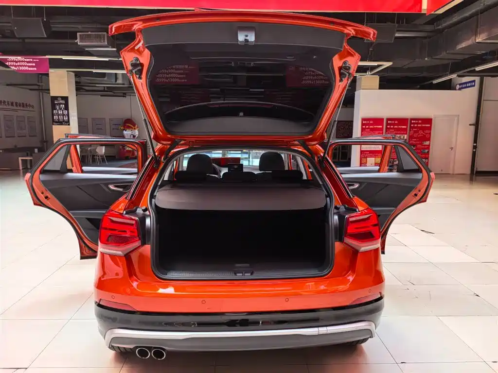 Audi Q2L 2018 35 TFSI Launch Exclusive Edition China VI фото 17