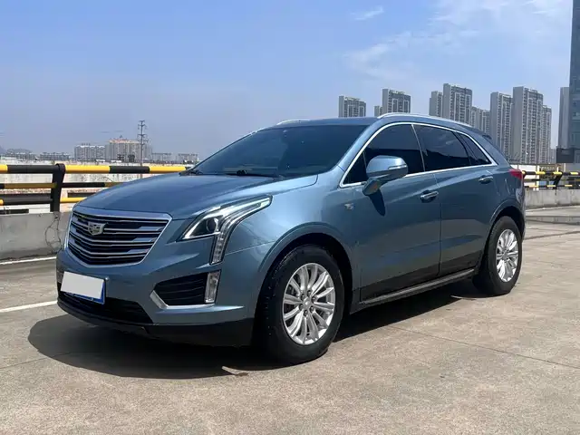 CADILLAC XT5