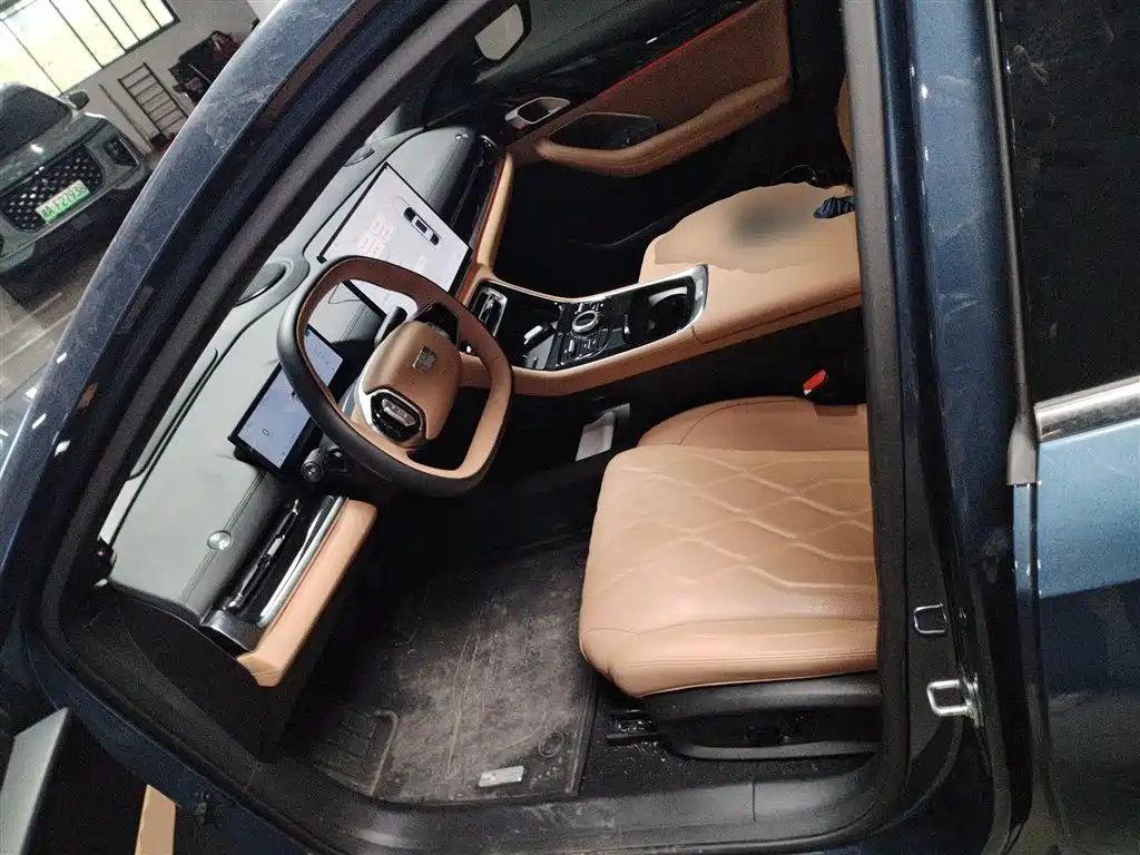 Geely Galaxy Galaxy A7 2025 EM-i фото 16