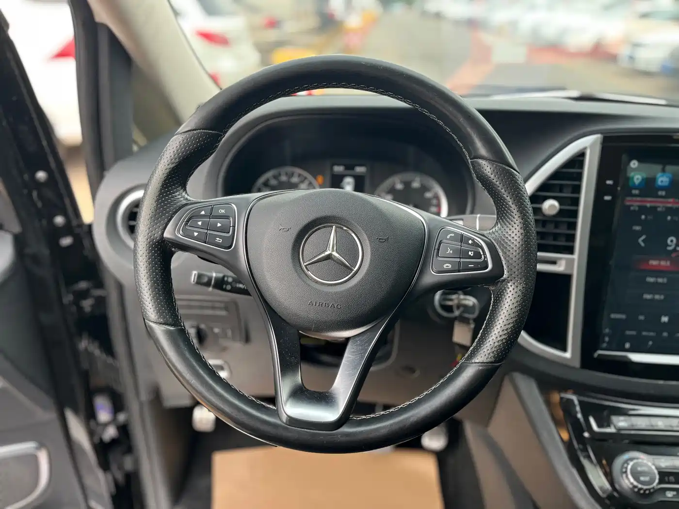 Mercedes-Benz Vito 2018 2.0T Business China V фото 15