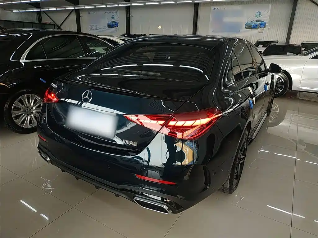 Mercedes-Benz C-Class 2023 Facelift II C 260 L Night Edition фото 5