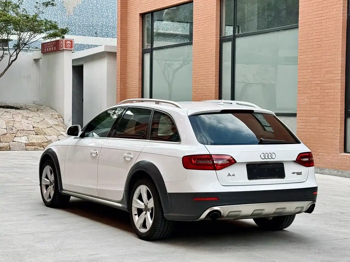 Audi A4 (Import) 2014 2014 40 TFSI allroad quattro plus