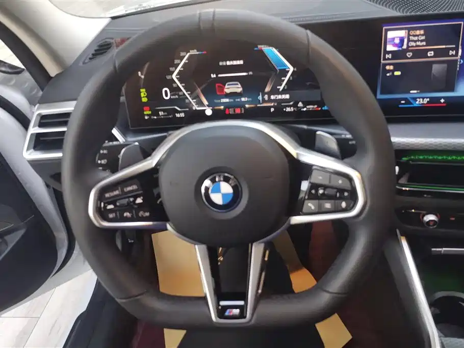 BMW 3 Series 2025 330Li Premium M Sport Night Edition фото 15