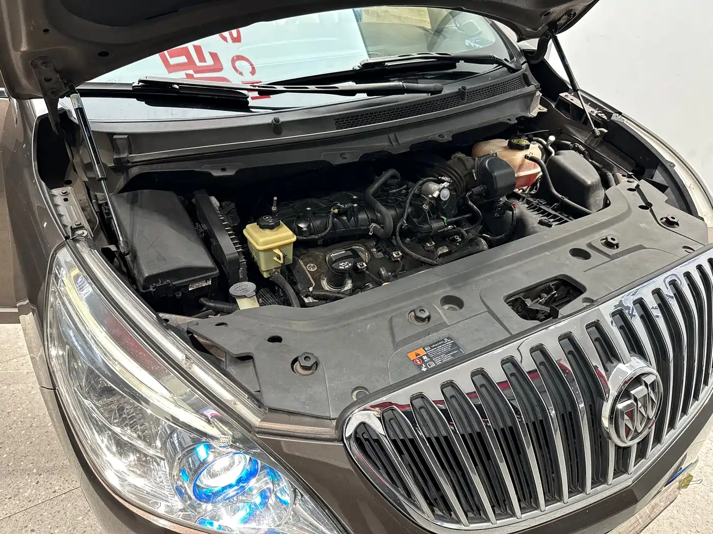 Buick GL8 2013 3.0L XT Luxury Business Flagship Edition фото 9