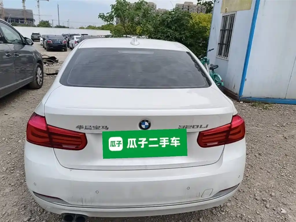 BMW 3 Series 2017 320Li Fashion фото 6