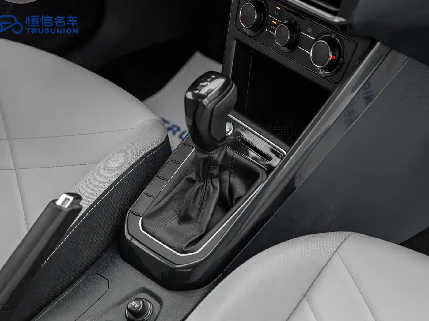 Volkswagen Lavida 2023 New Trend 1.5L Auto Aspiration Edition фото 19