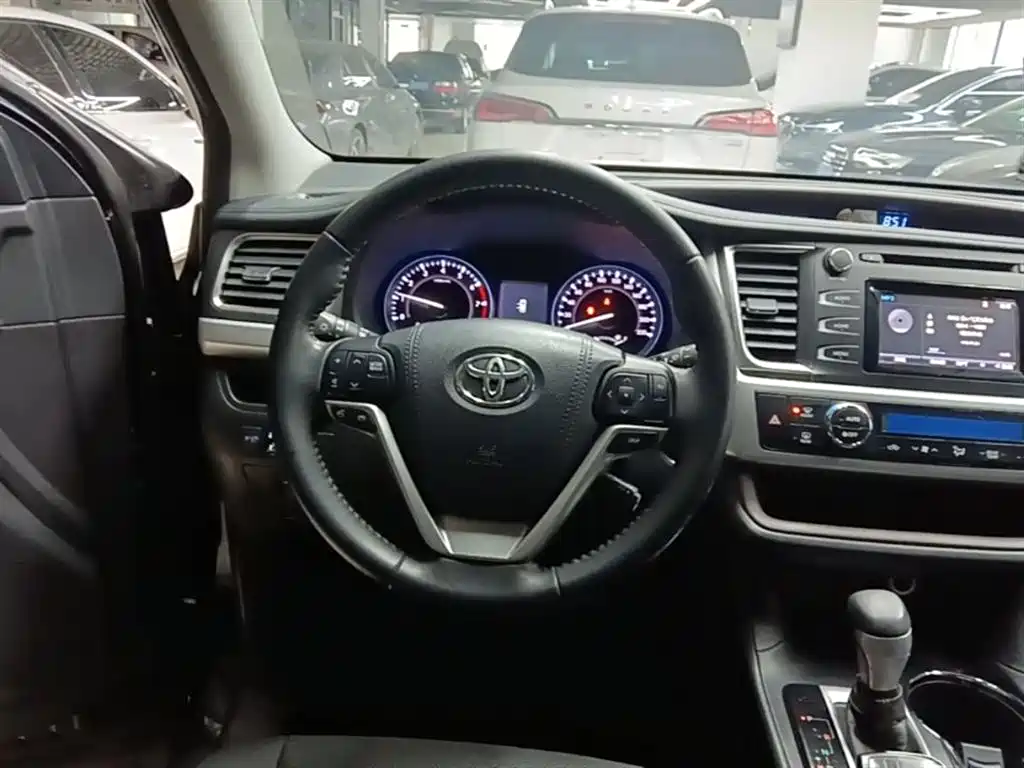 Toyota Highlander 2015 2.0T AWD Luxury Edition 7-seater фото 11