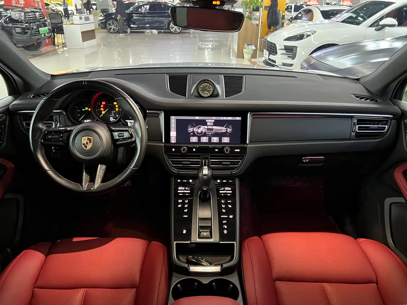 Porsche Macan 2022 Macan 2.0T фото 5