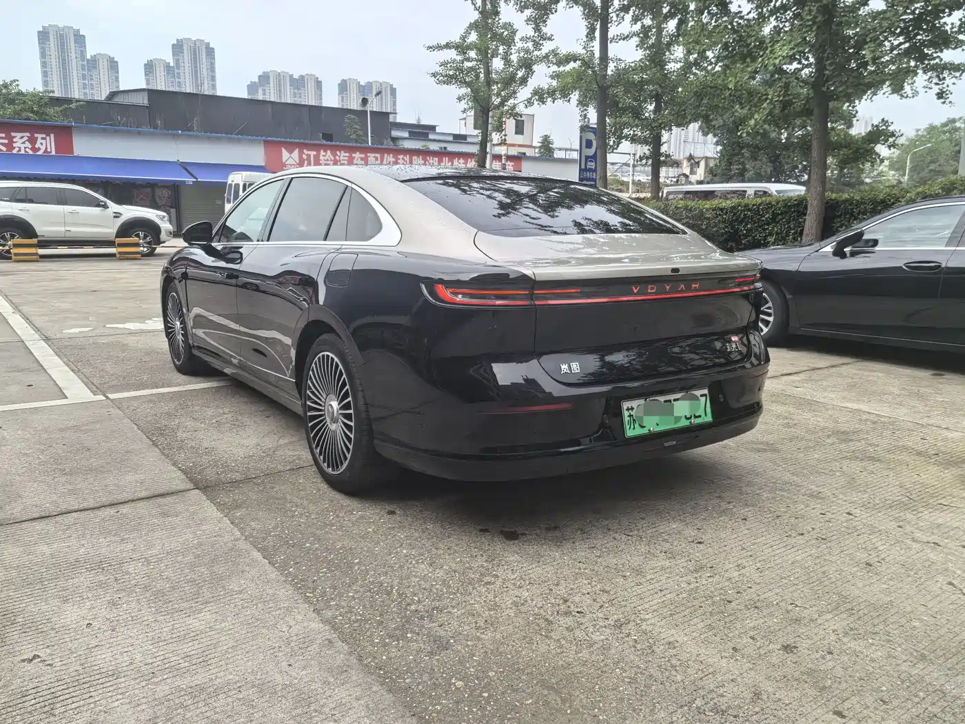 Voyah Auto VOYAH Zhuiguang L 2025 Mid-configuration Model фото 9