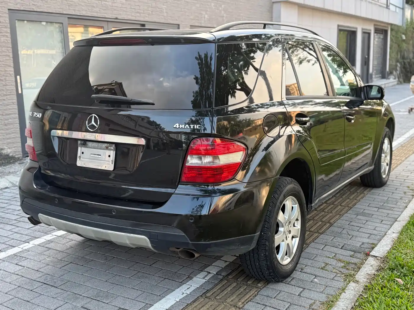 Mercedes-Benz M-Class 2006 Model ML 350 Premium фото 5
