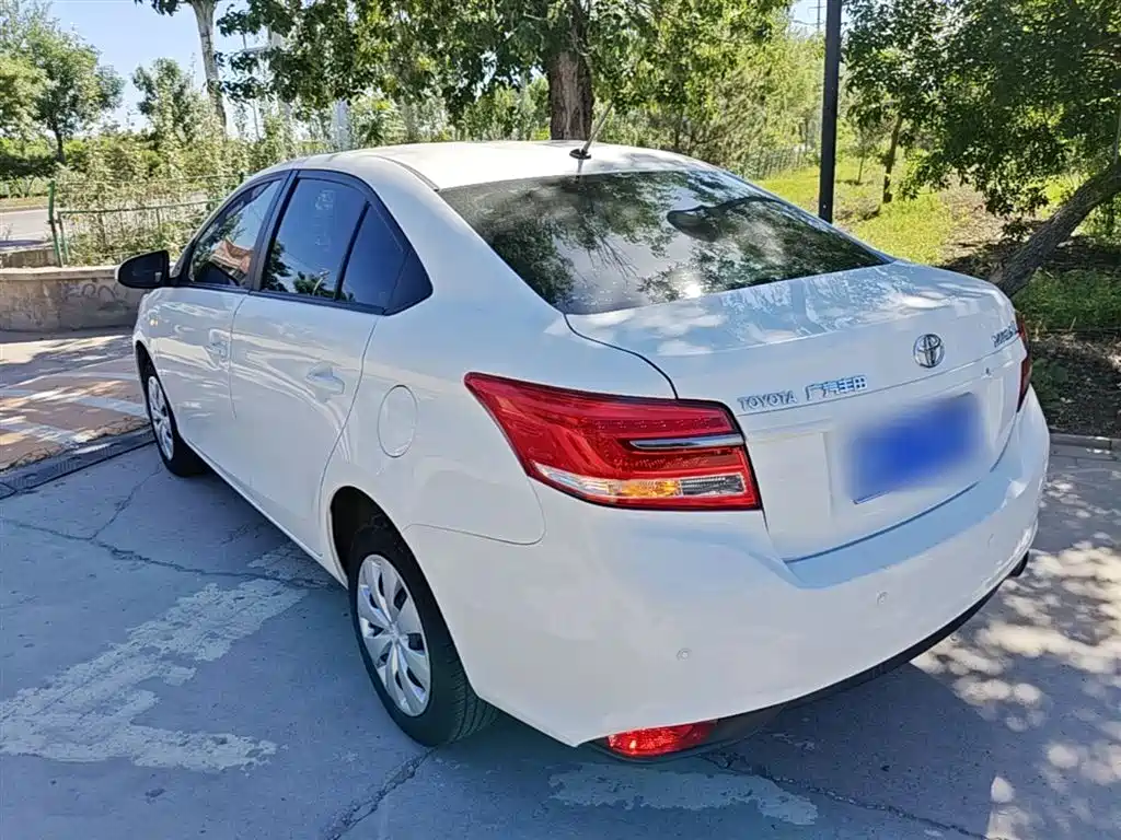Toyota YARiS L Zhi Xiang 2017 1.5E CVT Charming Edition фото 5
