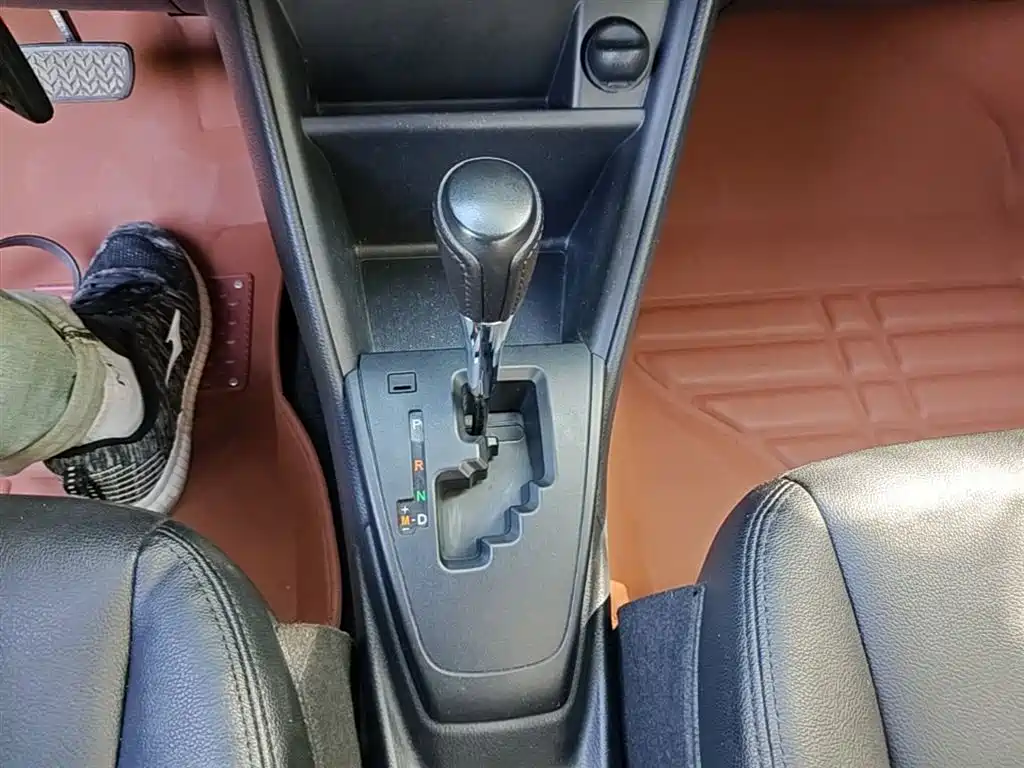 Toyota YARiS L Zhi Xiang 2017 1.5E CVT Charming Edition фото 14