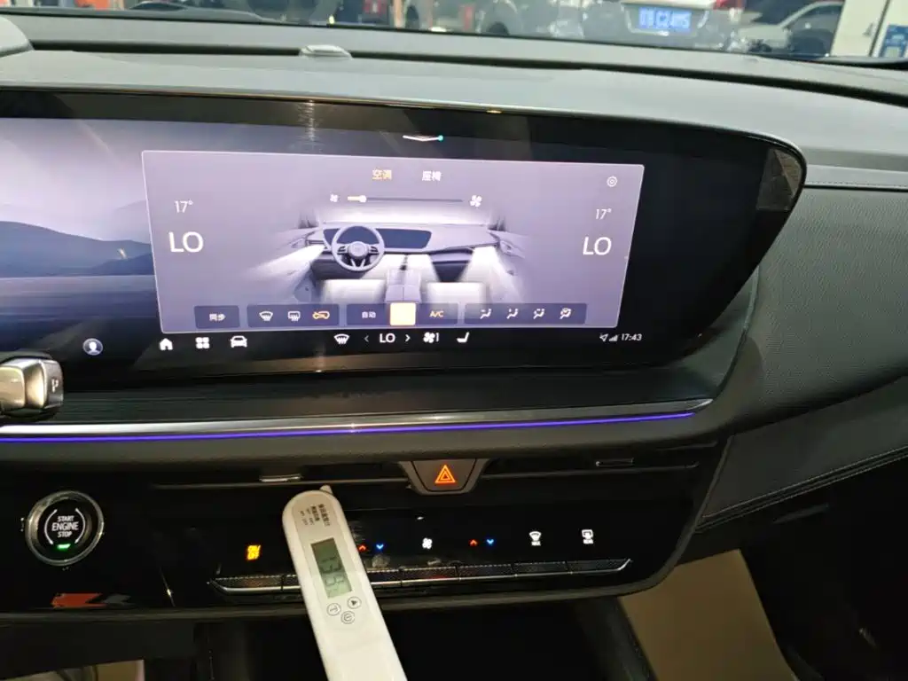 Buick Envision Plus 2025 2025 Enclave Plus 28T AWD Platinum Edition
