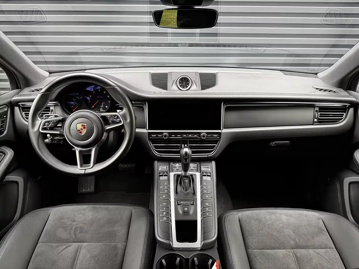 Porsche Macan 2020 Macan 2.0T фото 9
