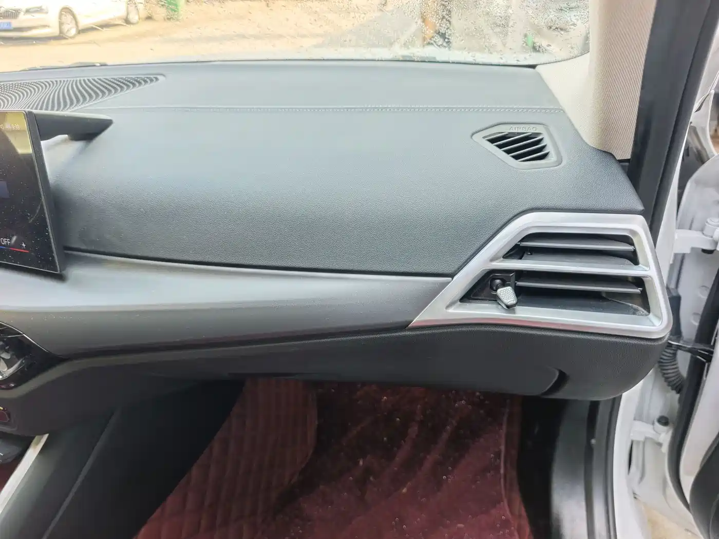BMW i3 2025 eDrive 35 L фото 12