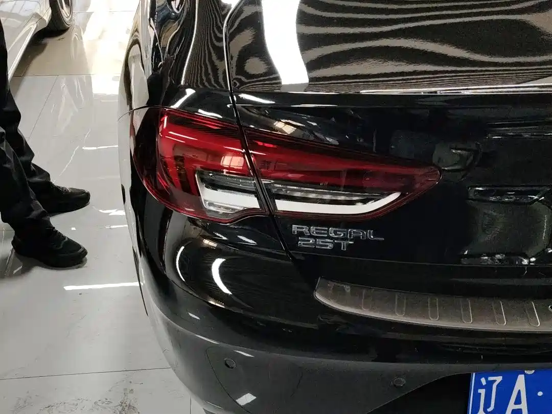 BUICK REGAL