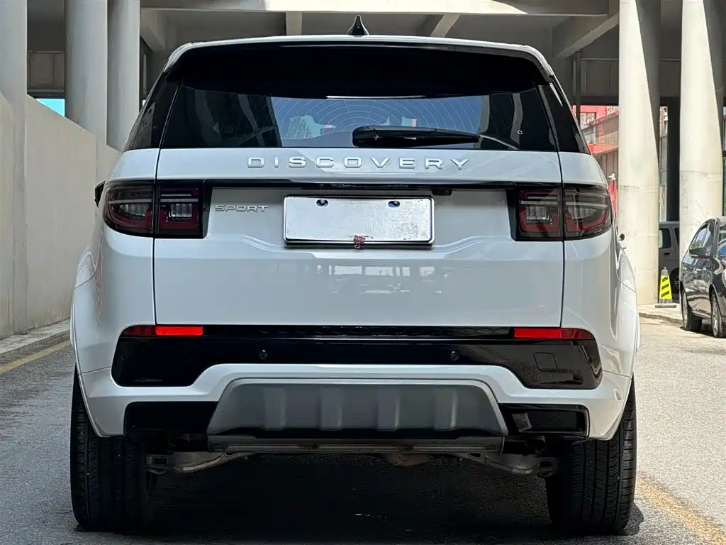 Land Rover Discovery Sport 2024 Performance Technology Edition фото 4