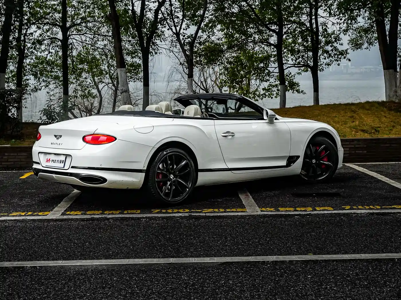 Bentley Continental 2019 6.0T GT W12 Convertible фото 6