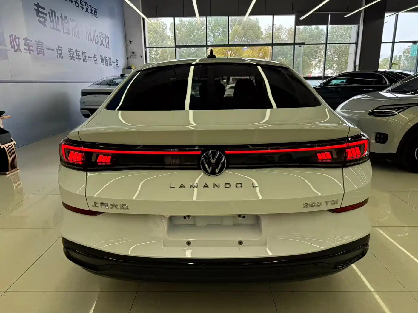 Volkswagen Lamando 2023 Lamando L 280TSI DSG Glamour Edition фото 8