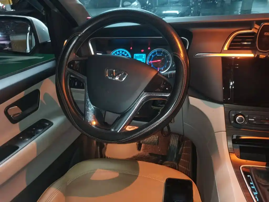 Huasong 7 2020 2017 2.0T Automatic Elite