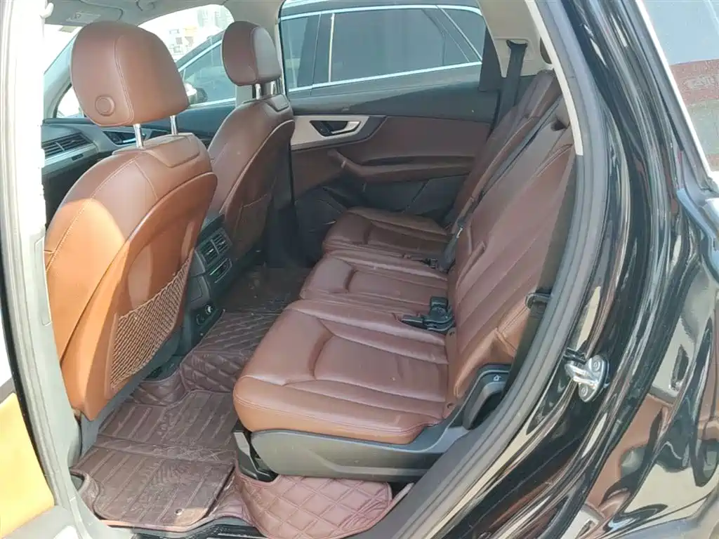 Audi Q7 2019 45 TFSI Comfort фото 17