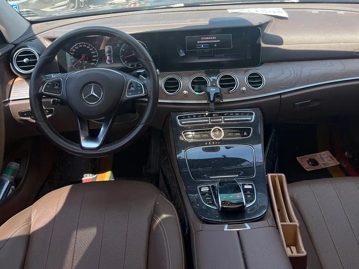 Mercedes-Benz E-Class 2017 E 300 L Luxury фото 7