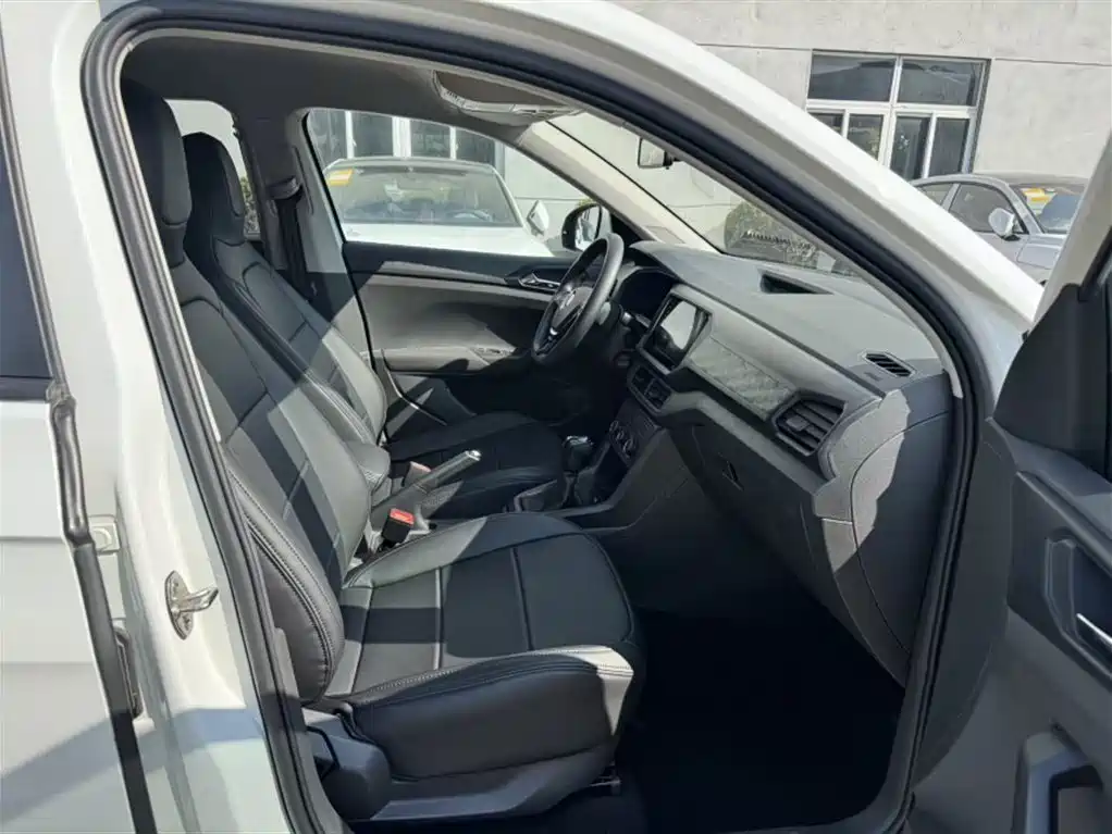VOLKSWAGEN TU KAI