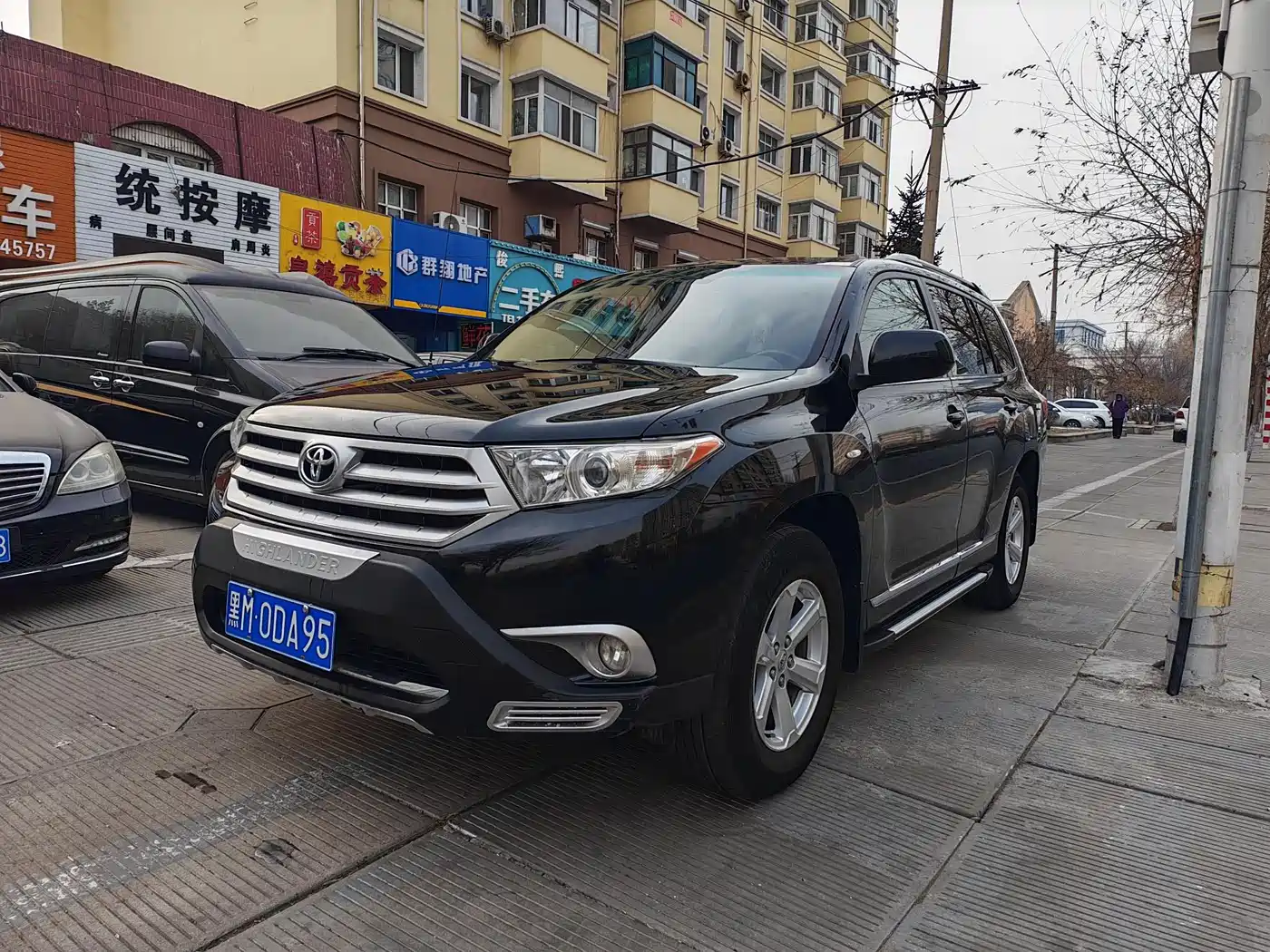 Toyota Highlander 2012 2.7L 2WD 5-seater Elite Edition фото 3